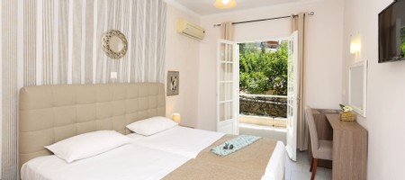 Double Room Garden View