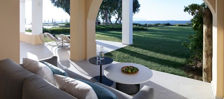 Luxury 2 Bedroom Suite Sea View