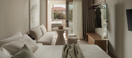 Sea View Suite with Private Jacuzzi