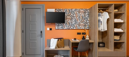 Orange Dream Accessible Room - Double / Triple
