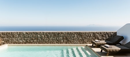 Executive Suite with sea view and Swimming Pool