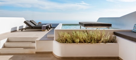 Grand Suite with sea view and Heated Plunge Pool