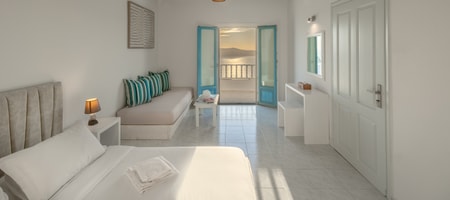 Superior Suite with Caldera View