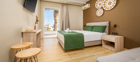Deluxe Double Room with Side Sea View