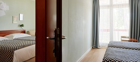 Two Twin Rooms with Connecting Door 36m² Courtyard/Park View with Balconies