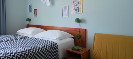 Twin Room + 1 18m² Courtyard/Park View with Balcony