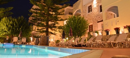 Apartment One Bedroom with Pool View