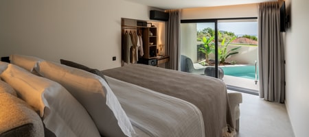 Suite with Plunge Pool