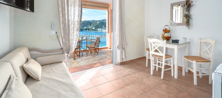 One-Bedroom Apartment No.3 with Seaview - 1st Floor