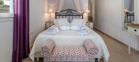 Erato (castle and sea view)