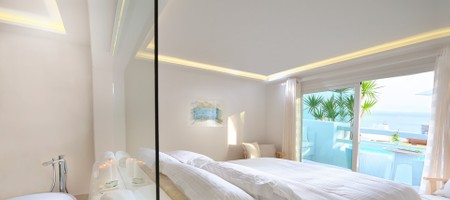 Elegant Suite Sea View