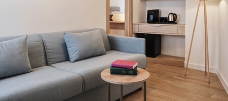 Family Two-Bedroom Suite Side Sea View