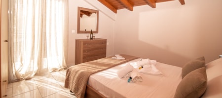 C2 - 1 Bedroom Attic Apartment