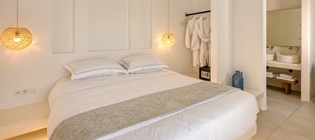 Deluxe Room Street View
