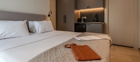 Superior Suite with Side Sea View