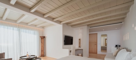 Exclusive Suite with Outdoor Hot Tub