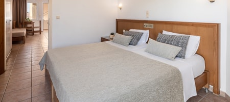 Quadruple Apartment