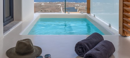 Deluxe Suite with Panoramic Sea View and Outdoor Hot Tub