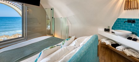 Absolute Haven Sea Front with Private Pool