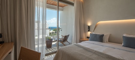 Pool-View Suite