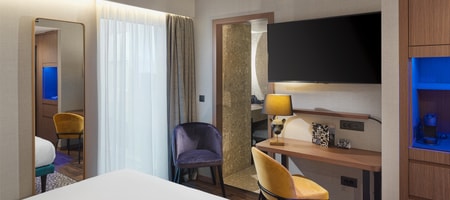 Space Triple Room
