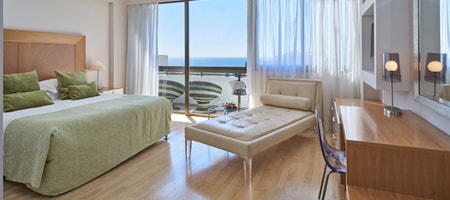 Honeymoon Suite