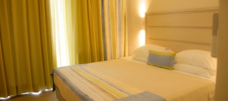 Premium Triple Partial Sea View