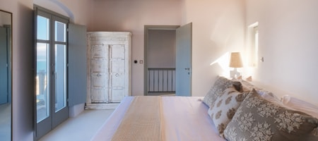 Achilles Executive Sunset Maisonette
