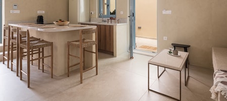 Off Apartment 1 – Large Residence (1 Michail Kourmouli str.)
