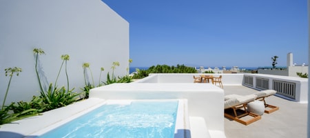 Nest - Honeymoon Suite with Outdoor Hot Tub and Private Terrace with Sea View