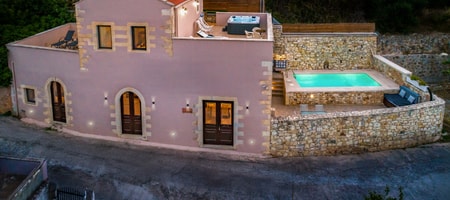 Villa Aladanos