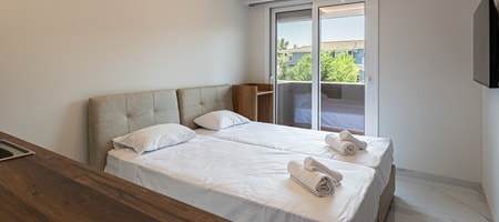 Sea-Side Apartment 117
