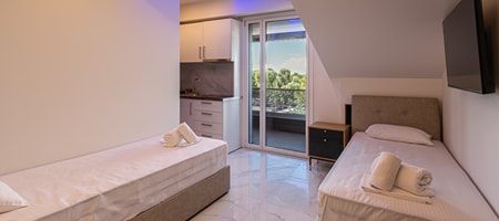 Sea-Side Apartment 304