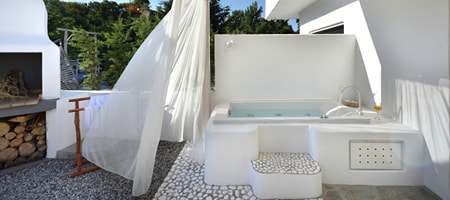 Junior Suite Garden View with Outdoor Hot Tub