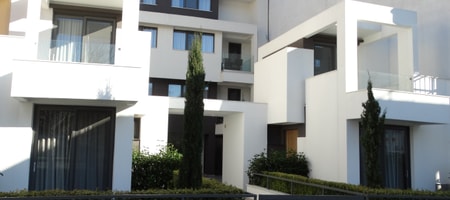 Maisonette on Ground Floor with Mountain View