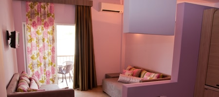Comfort Quadruple Room