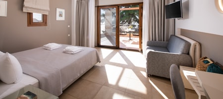 Superior Double Room Side Sea View