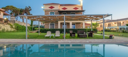 Villa Paradiso - 5 Bedroom Villa with Private Pool