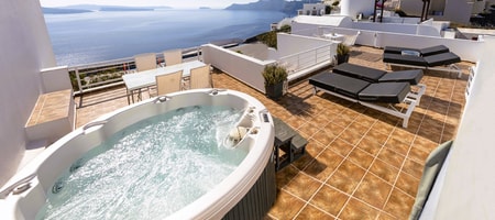 Camelia - Panoramic Two-Bedroom Villa with Hot Tub and Caldera View