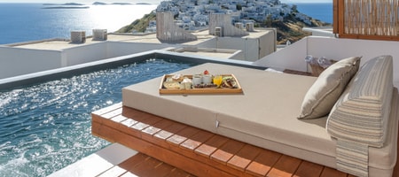Executive Suite N10 with Outdoor Private Pool(pool is not heated)