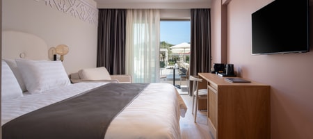 Executive Double Room Pool View
