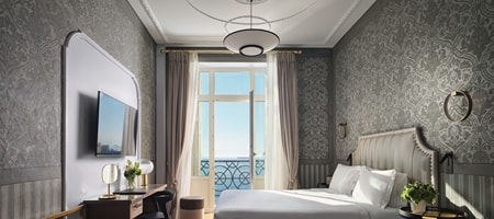 Junior Suite Sea Front with Balcony