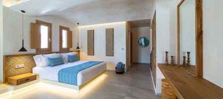 Suite with outdoor Jacuzzi