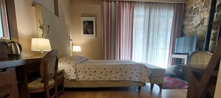 Deluxe Maisonette Room