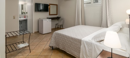 Economy Room