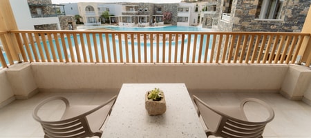 Superior Pool View