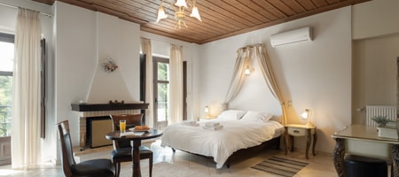Deluxe Family Room | Mountain View [39 m²]