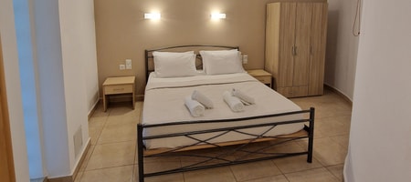 Room 10 | Mountain View