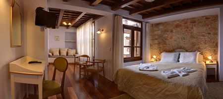 Suite with Spa Bath 302