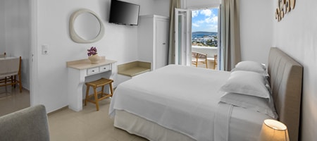 Superior suite balcony panoramic sea view and outdoor jacuzzi
